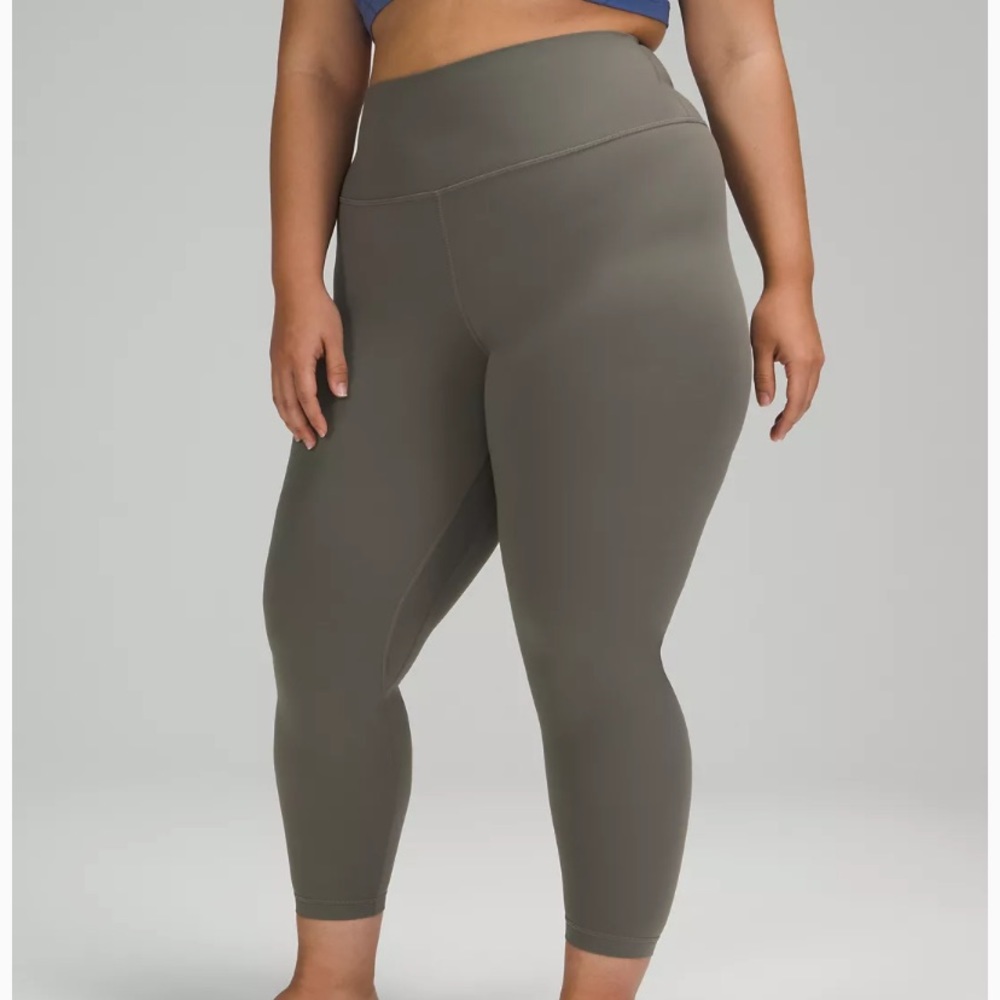 Lululemon athletica Align Leggings (sold out online ) - Picture 8 of 11
